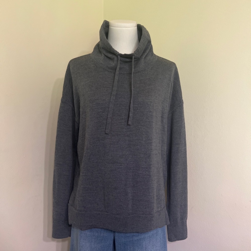 Banana Republic Womens Gray 100% Merino Wool Funnel Neck Drawstring Sweater M
